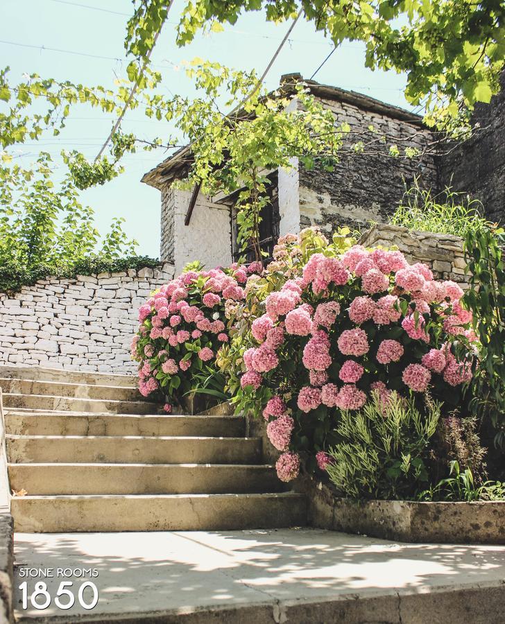 Stone Rooms 1850 Gjirokaster Bagian luar foto